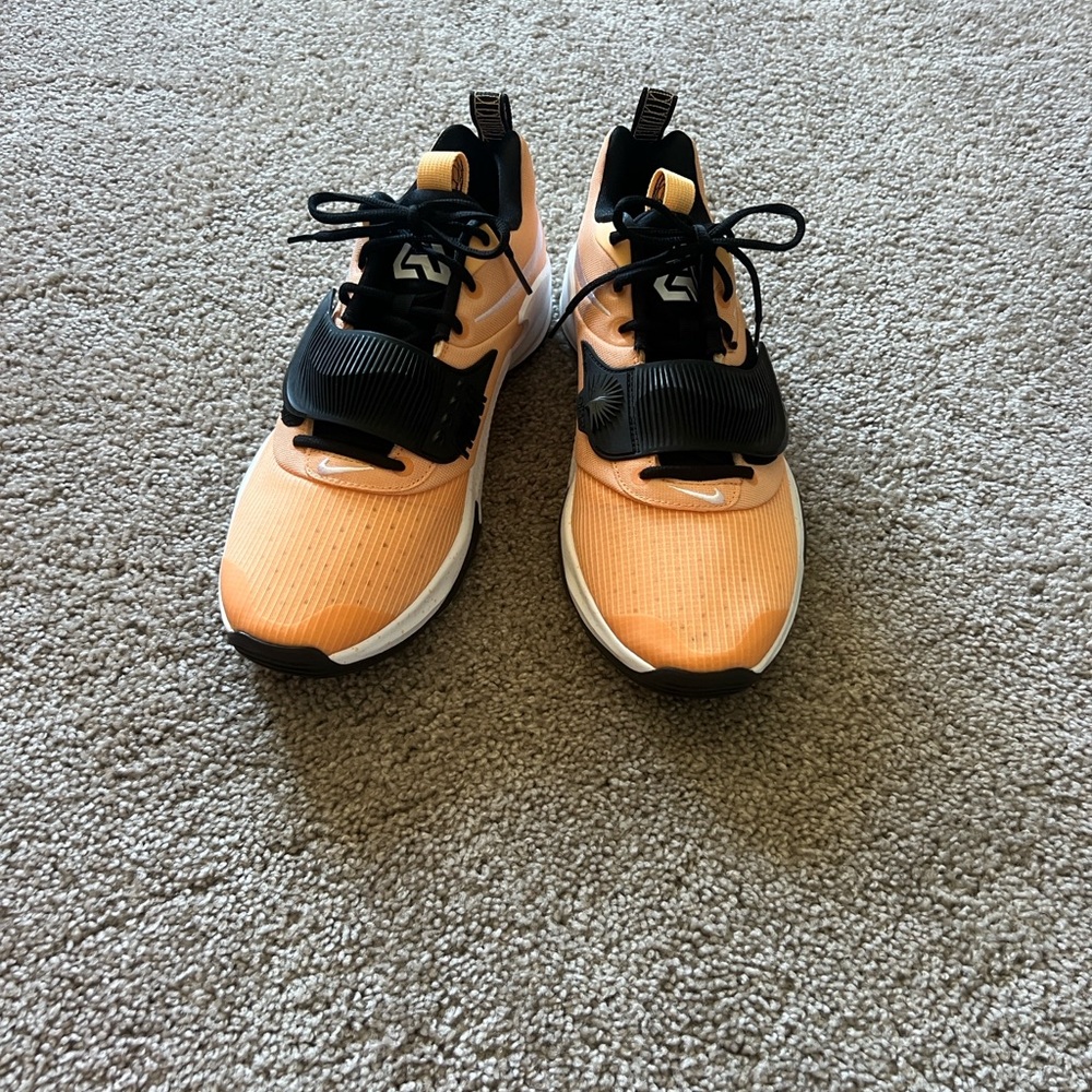 NWT zoom freak 3 TB orange chalk/white black mens size 12
